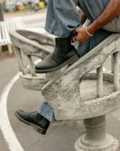 2976 Ambassador Leren Chelsea Boots in Zwart