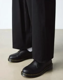 1461 Ambassador Leren Oxford Schoenen in Zwart