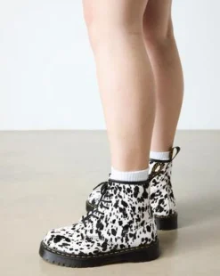1460 Bex Dalmatian Hair-On Leren Laarzen in Crème & Zwart
