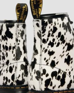 1460 Bex Dalmatian Hair-On Leren Laarzen in Crème & Zwart