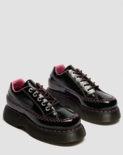 Buzz Distressed Lakleren Schoenen met Vijf Veterogen in Zwart