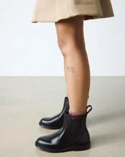 Flora Smooth Leren Chelsea Boots in Zwart