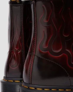1460 Inferno Leren Veterlaarzen in Cherry Red