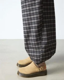 Laketen Bronx Suède Platform Mules in Solbrun