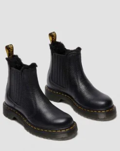 2976 LEONORE II ZACHTLEREN CHELSEA BOOTS GEVOERD MET IMITATIEBONT in Zwart
