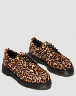 LOWELL LEOPARD PRINT MOC TOE SHOES in Luipaard