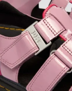 Mattison Zachte Lakleren Sandalen met Drie Riemen in Dusty Roze