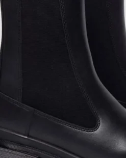 Maybole Leren Chelsea Boots met Vierkante Neus in Zwart