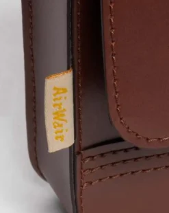 Vegan Reporter VERTICALE SCHOUDERTAS in Lichtbruin in Tan