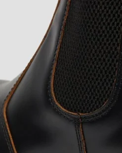 2976 Vintage Made in England Chelsea Boots in Zwart