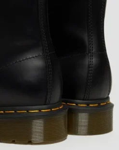 101 Yellow Stitch Smooth Leren Enkellaarzen in Zwart