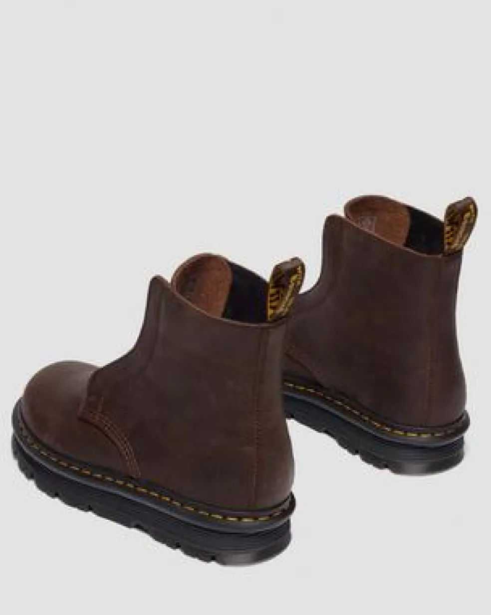 Zebzag Slip-On Leren Laarzen in Donkerbruin